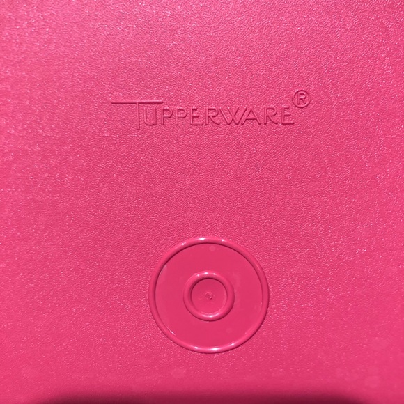 Tupperware Vintage set of  6 Cups and 6 Plates Mauve Color - Picture 4 of 4